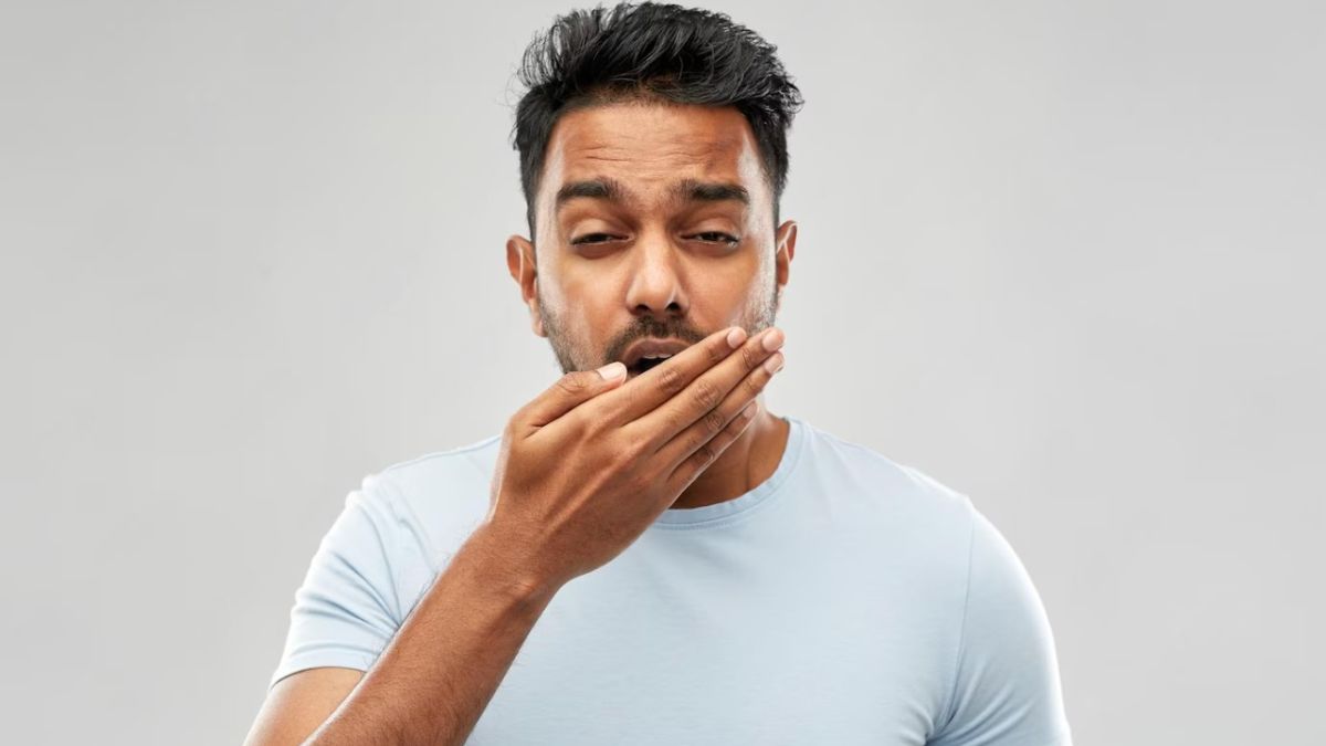 வாயில் அதிகப்படியான உமிழ்நீர் சுரப்பு இருக்கா? அதுக்கான காரணங்கள் மற்றும் சிகிச்சை முறைகள் இதோ