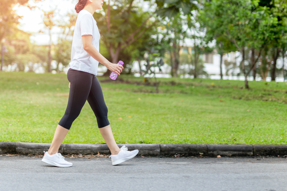 Can Your Morning/Evening Walk Help You Get Rid Of That Belly Fat? Know From Expert!