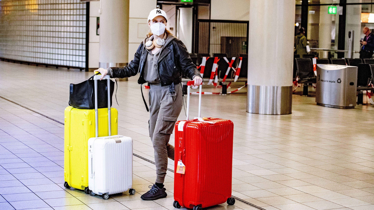 Stay Healthy on the Move: Top 10 Hygiene Protocols to Keep COVID-19 Away While Travelling